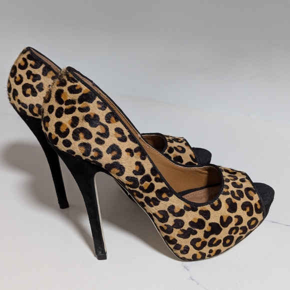 ALDO Leopard Print Leather & Cowhide Heels (size 6), EXCELLENT condition - Picture 1 of 7
